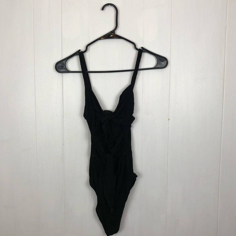 Pool Ribbed‎ Cut Out Bodysuit Sz M